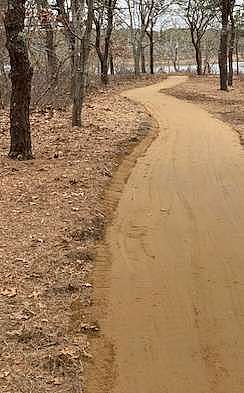 Trail to Calebs Pond